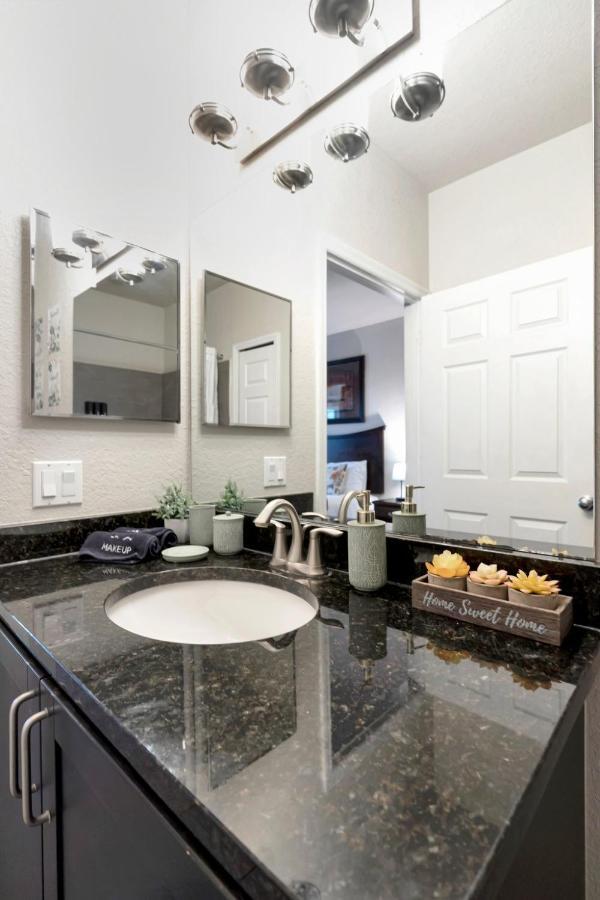 Tropical 3Br Suite-2 Resort Style Pools-5 Mil To Bay-Gym-Close To Beach Tampa Exterior photo