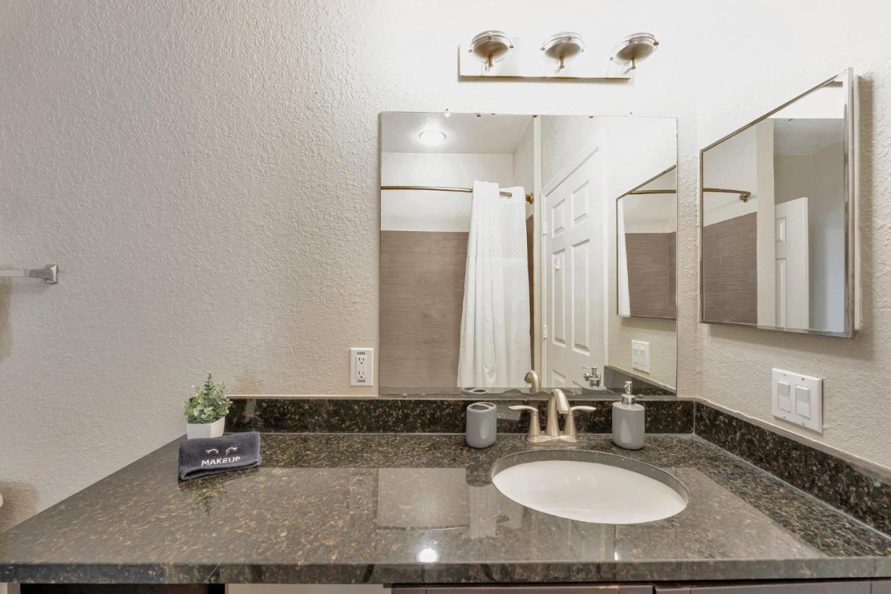 Tropical 3Br Suite-2 Resort Style Pools-5 Mil To Bay-Gym-Close To Beach Tampa Exterior photo