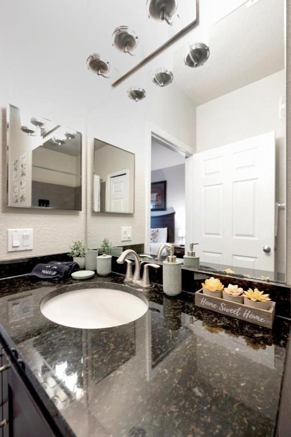 Tropical 3Br Suite-2 Resort Style Pools-5 Mil To Bay-Gym-Close To Beach Tampa Exterior photo